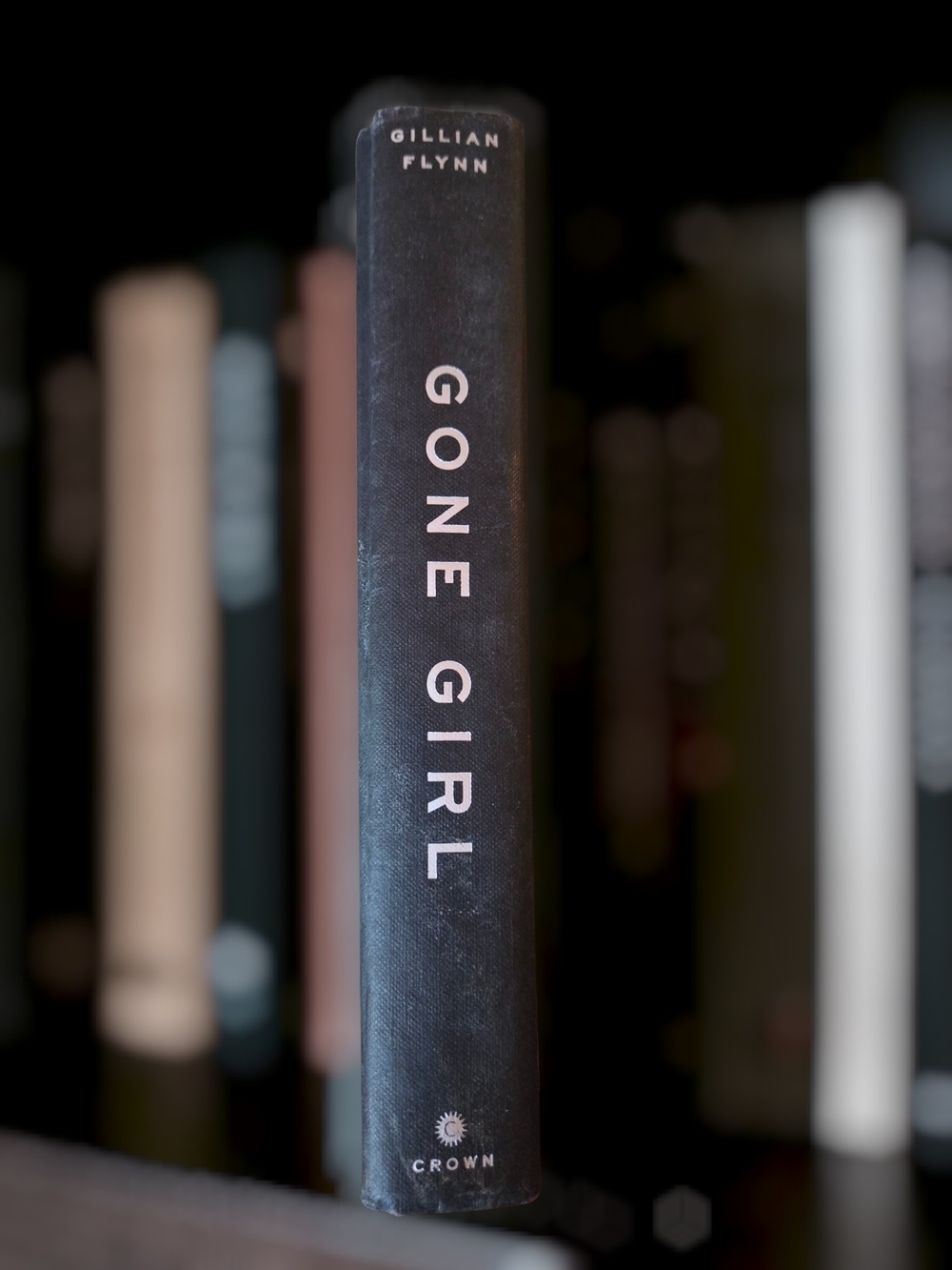 Gone Girl by Gillian Flynn - Black Hardcover Spine